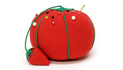 CHARMING Vintage Large Tomato Pin Cushion and Strawberry Emery, Collectible  Pin Cushions, Collectible Sewing Tools