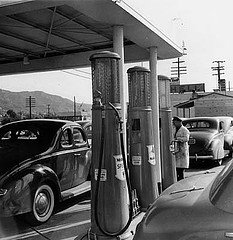 [ansel+adams.jpg]