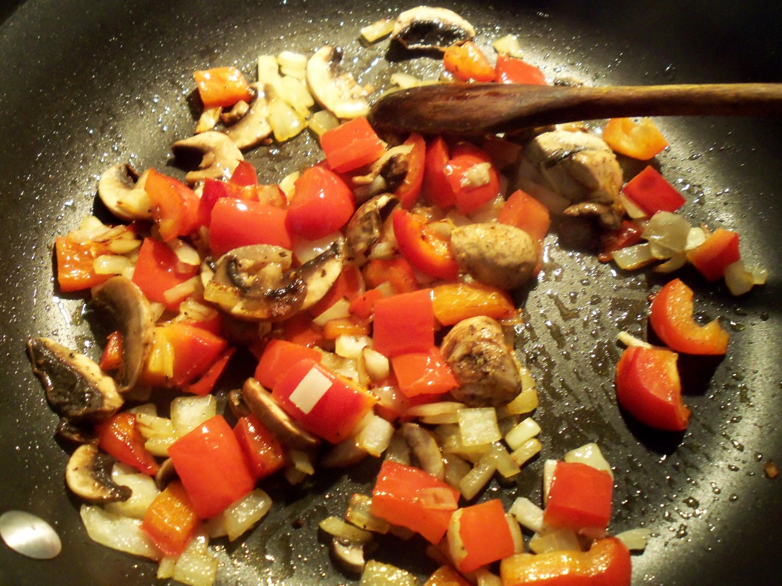 Well on Wheels The traveling vegan chef Tofu Scramble Super Bowl Salad