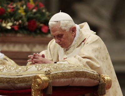 Cầu nguyện cho và cầu nguyện với Đức Giáo hoàng