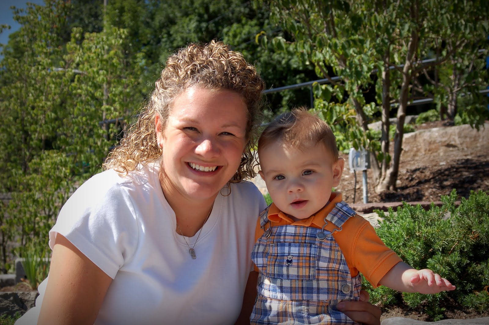 Rich Ass MILFs - Watch Now! Hot Movies