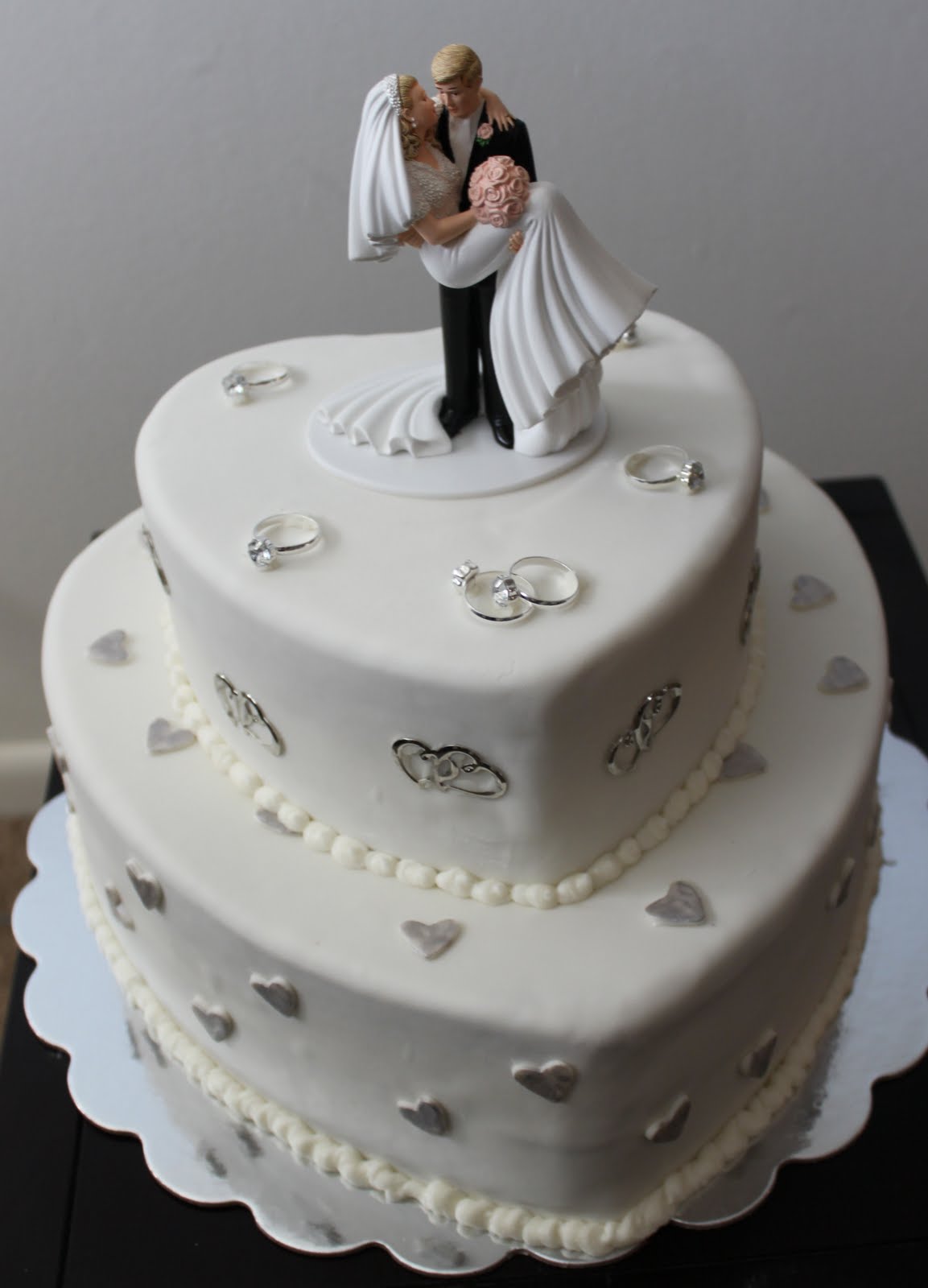 Heart Wedding Cakes Car Interior Design