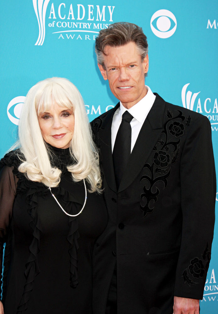The12 News Randy Travis Divorce His Wife After !9 Years