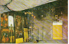 CAVERNA ONDE SÃO JOÃO MOROU, ilha de Patmos, Grecia.