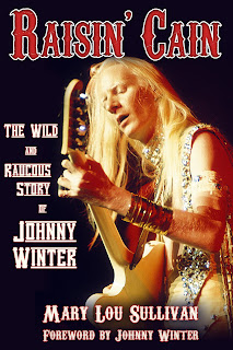 Biographie de Johnny Winter : "Raisin 'Cain" Smaller+Cover