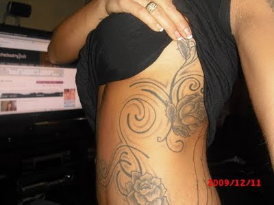 Size:600x392 - 44k: Black Rose Tattoo