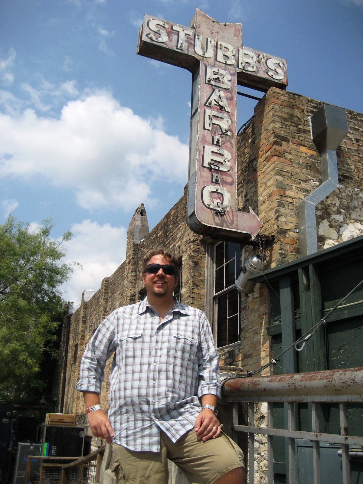 [stubbsMike.JPG]