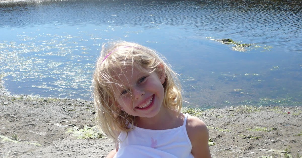 More of The Howe Girls belly button ring?