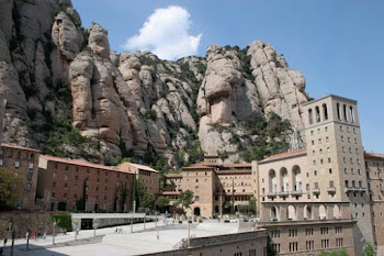 PASSEJA PER MONTSERRAT.