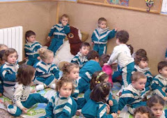 NIÑOS EN EL KINDER