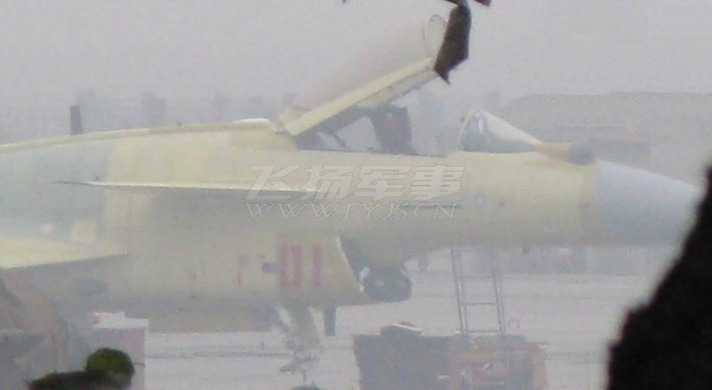 [J-10B2.jpg]