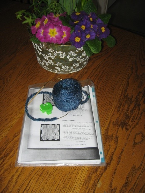 [knitting0001.JPG]