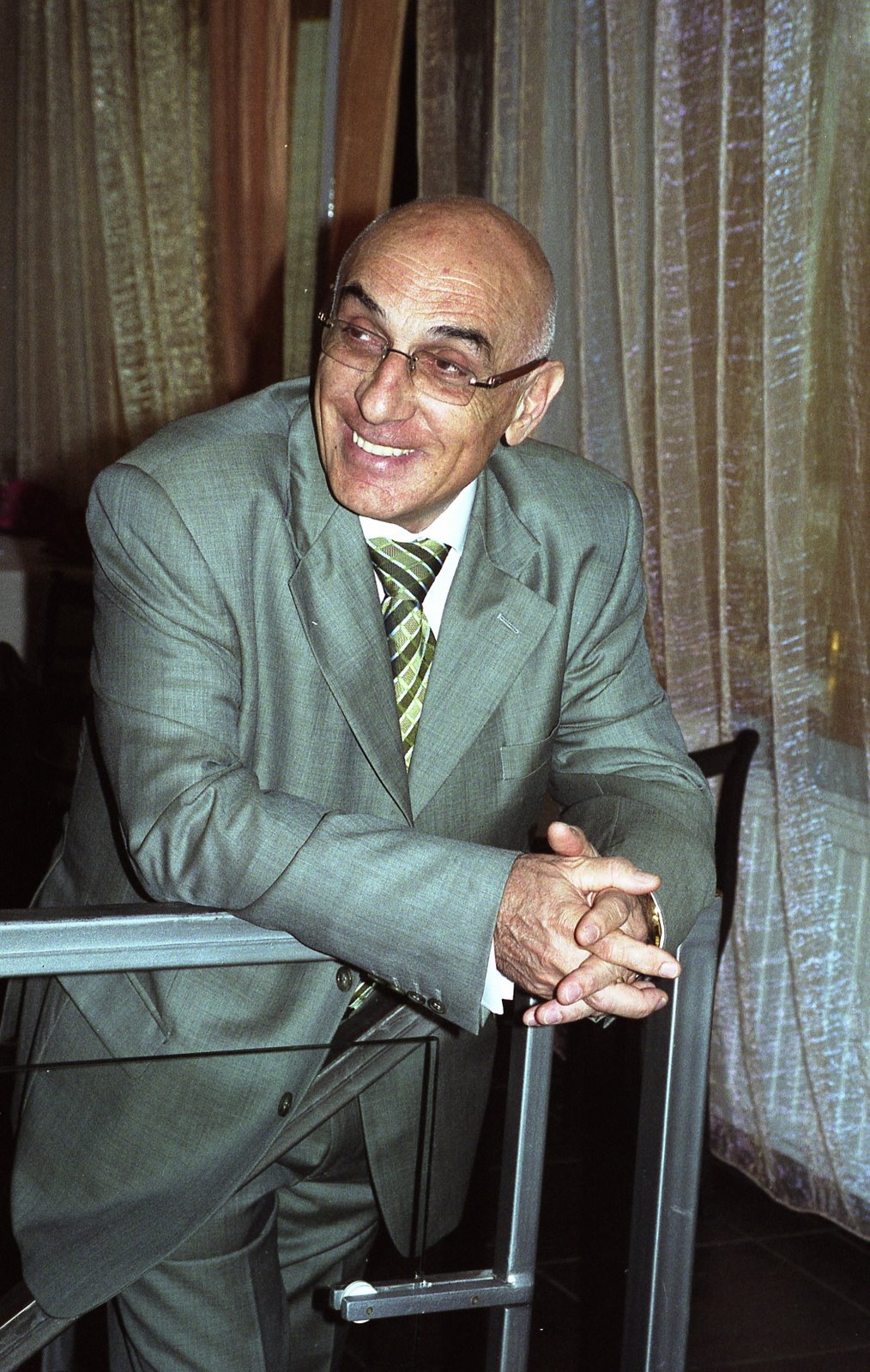 [p433.jpg]