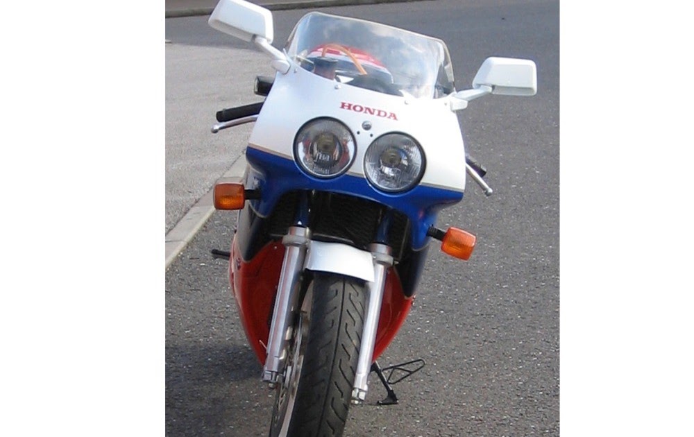 BikeZa ไบค์ซ่า: ฮอนด้า RC30