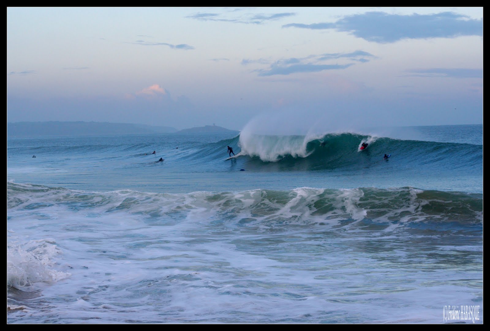 [Surf2.JPG]