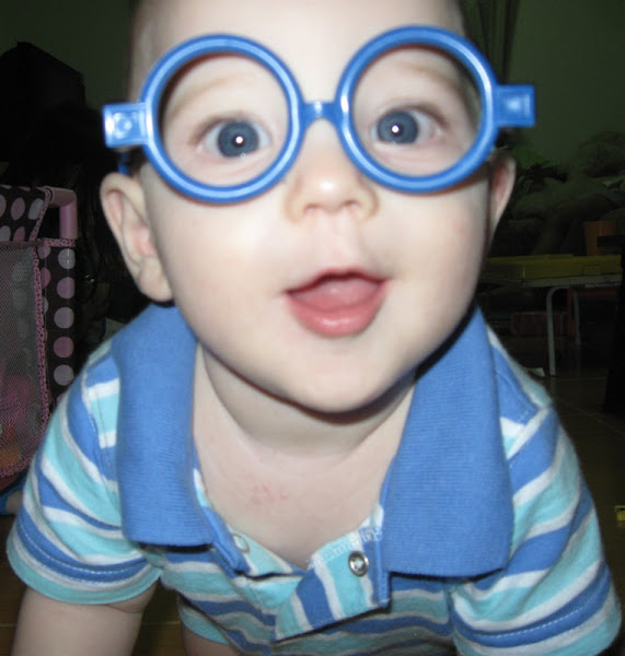 Kenan in glasses