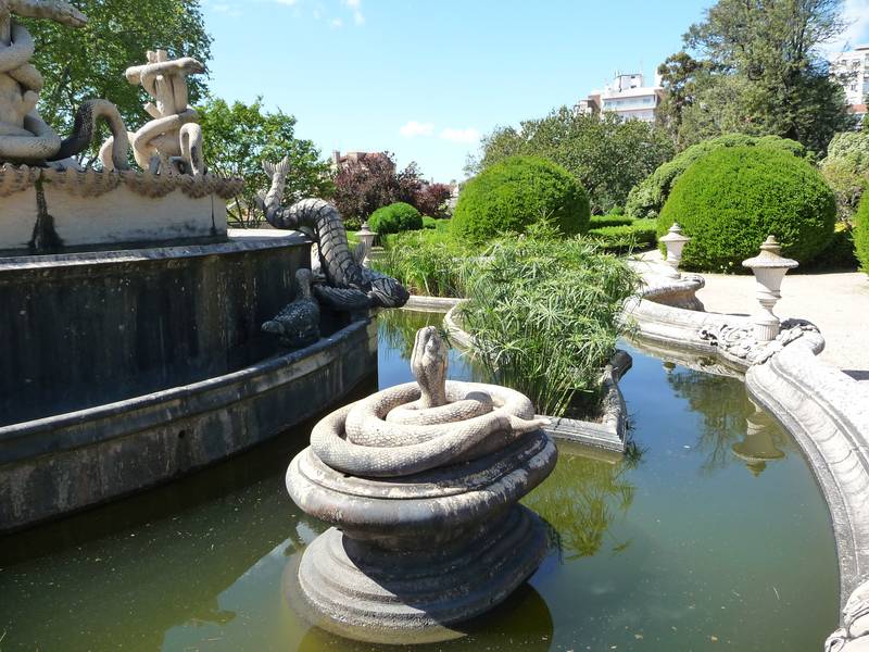 [P1010943+(Medium).JPG]