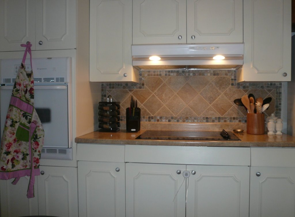 [Kitchen.JPG]