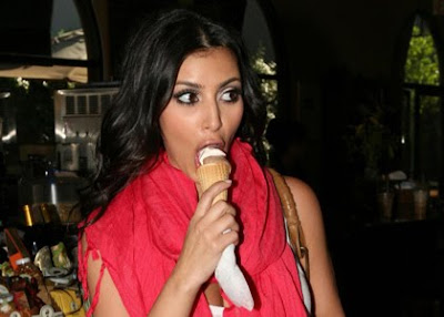 Celebrities Greatest Food Moments In Their Mouths