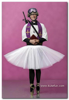 [Funny+Army+Costumes3.jpg]