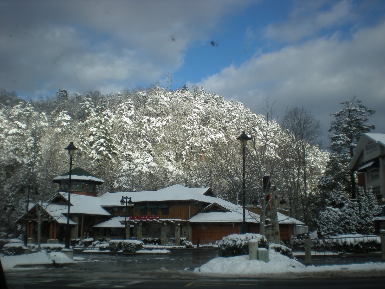 Karen's Korner Xtreme Winter Shots in Gatlinburg