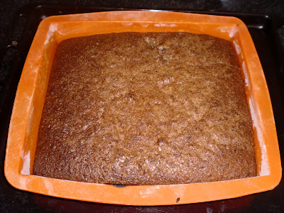 Bizcocho Con Trocitos De Chocolate Y Almendras
