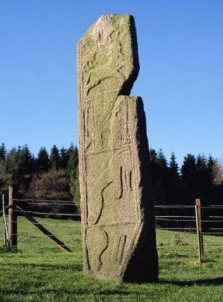 [Photograph+Maiden+Stone+Scotland.jpg]
