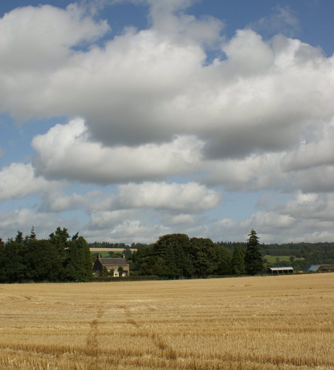[August+25th+Photograph+Clouds+Forteviot+Scotland+02.jpg]