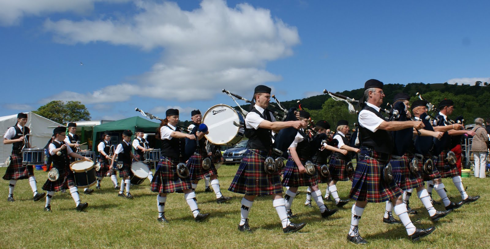 Tour Scotland Photographs June 19th Photograph Pipe Band Scotland