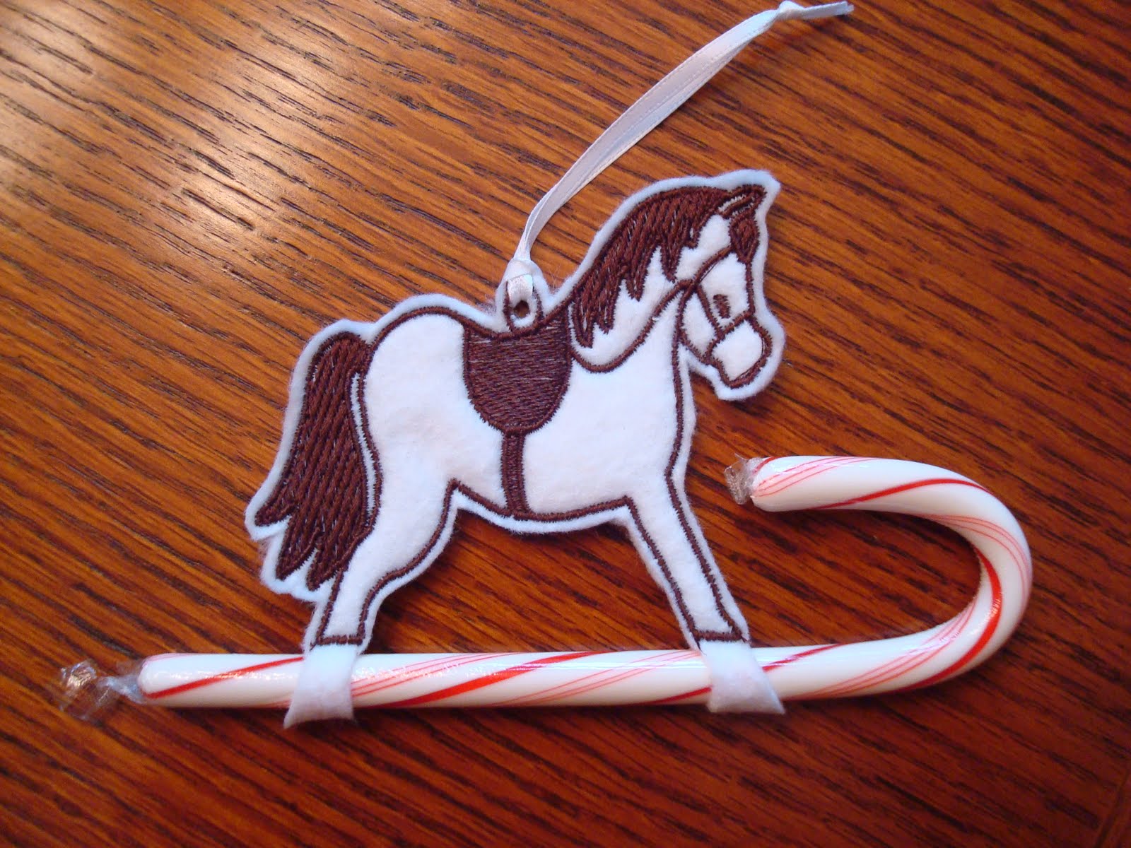 Closet Crafter Rocking Horse Candy Cane Holder