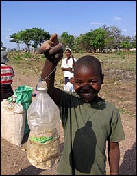 [zimbabwe+children+food.jpg]