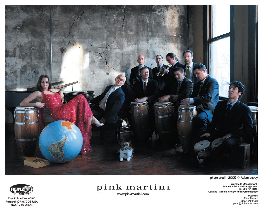 http://1.bp.blogspot.com/_4FYMDFDD5kI/SwhWXwg_FKI/AAAAAAAABR4/ik-BMwf_ffw/s1600/Pink-Martini-Color-B_r01_web.jpg