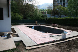 Construction de la terrasse de la piscine