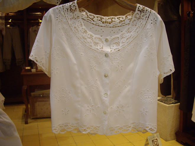 Uluwatu White Lace Mid-Sleeved Blouse, Round Neck