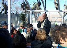 Estevao con los feriantes de Don Bosco