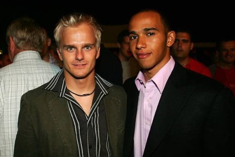[kovalainen_hamilton_19148f.jpg]