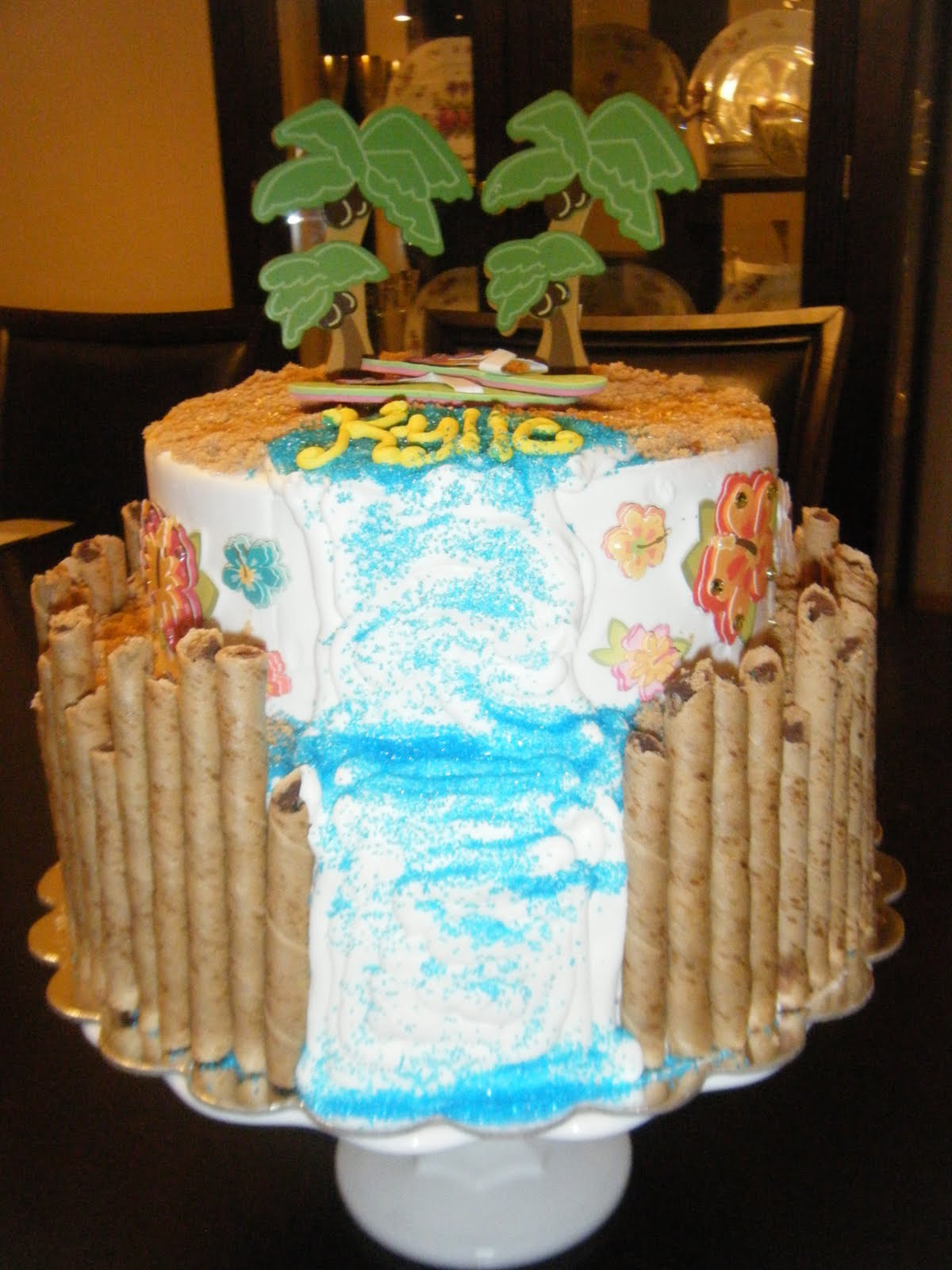 Luau Cake Pictures