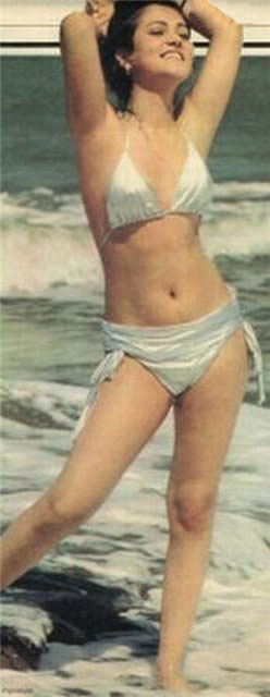 telugu yesteryear hot songs yesteryear babe mandakini in two piece bikini actress telugu yesteryear hot songs yesteryear babe mandakini in two piece bikini actress