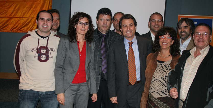 [ARTUR+COMITE.bmp]
