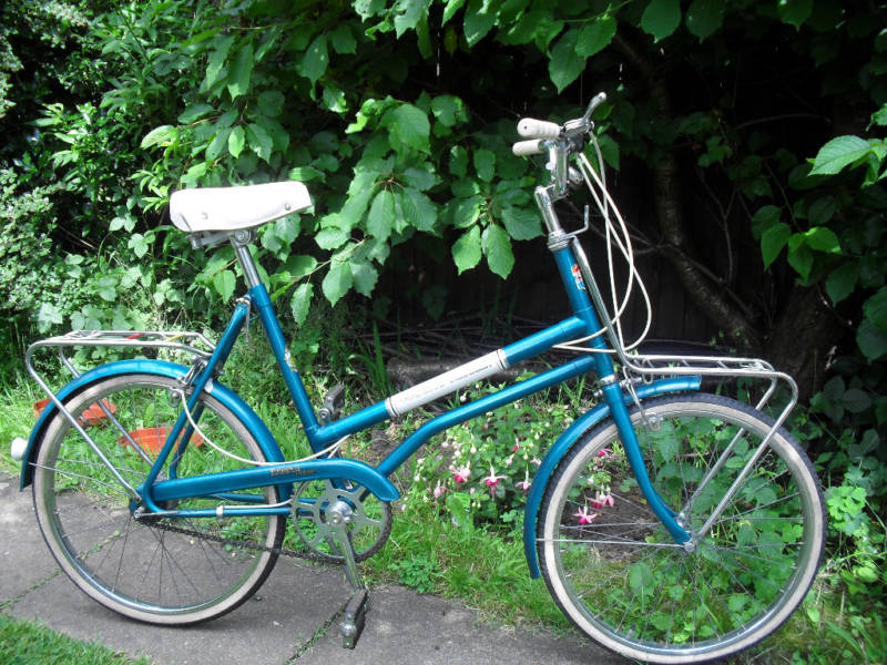 Cycle A 2 B Elswick Hopper Cosmopolitan (Pt 1)