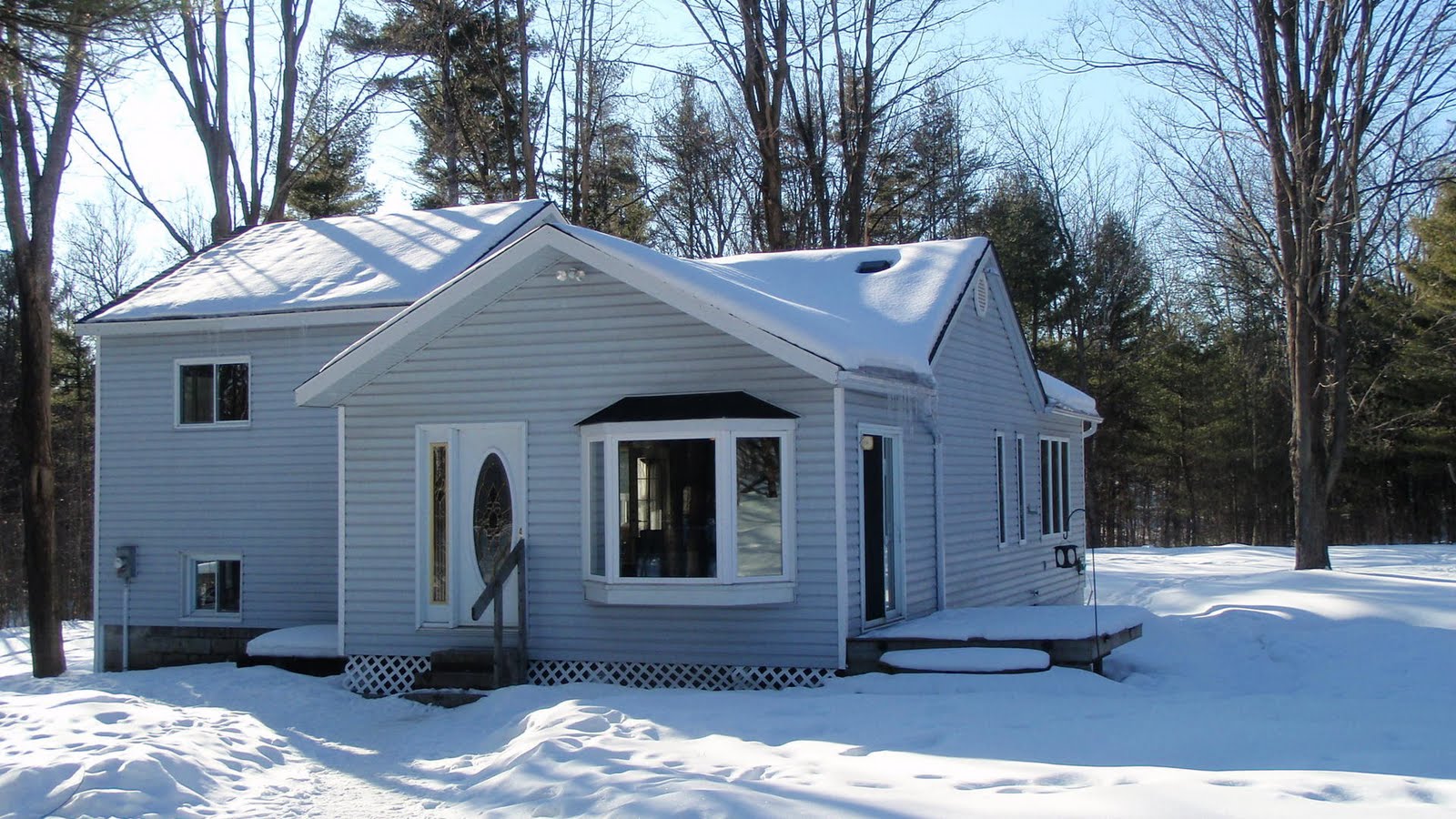 [Shawnisty's+new+house.jpg]