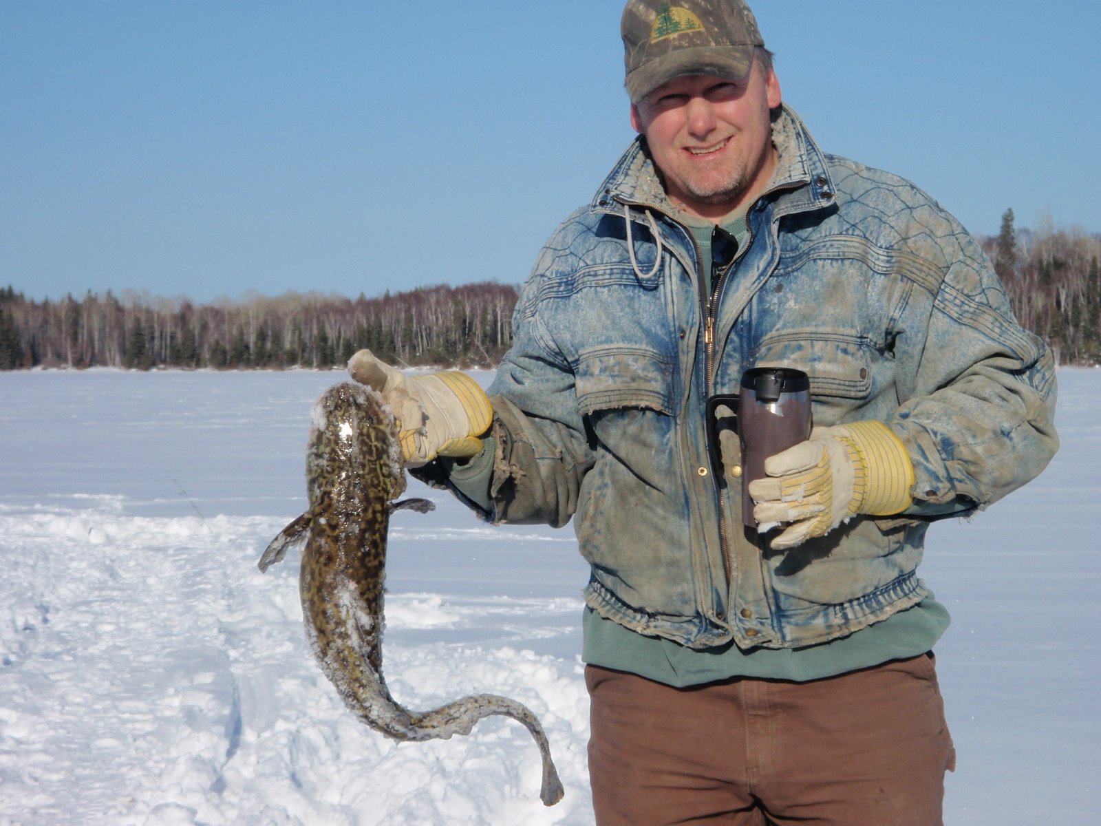 [2009+Ice+fishing+pakwash+lake+006.jpg]