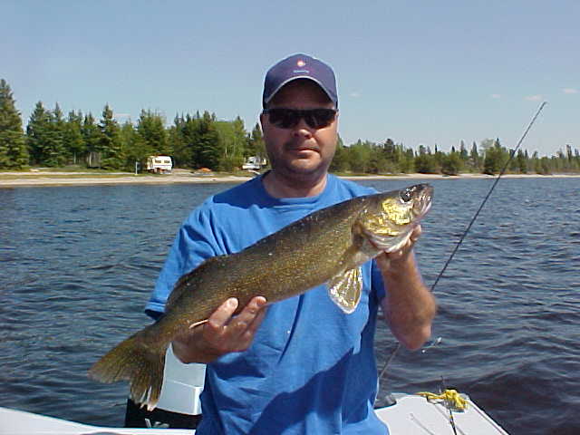 [Pakwash+Lake+Fishing+Perkins+2.JPG]