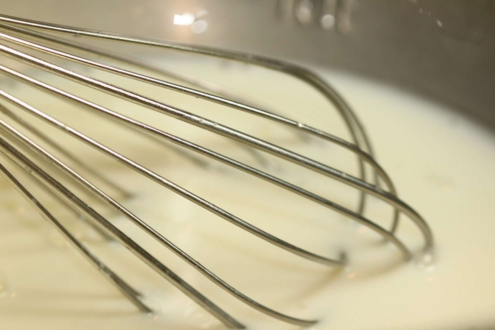 Baking is my Zen Bobby Flay wins the Banana Cream Pie Throwdown 8/18/10