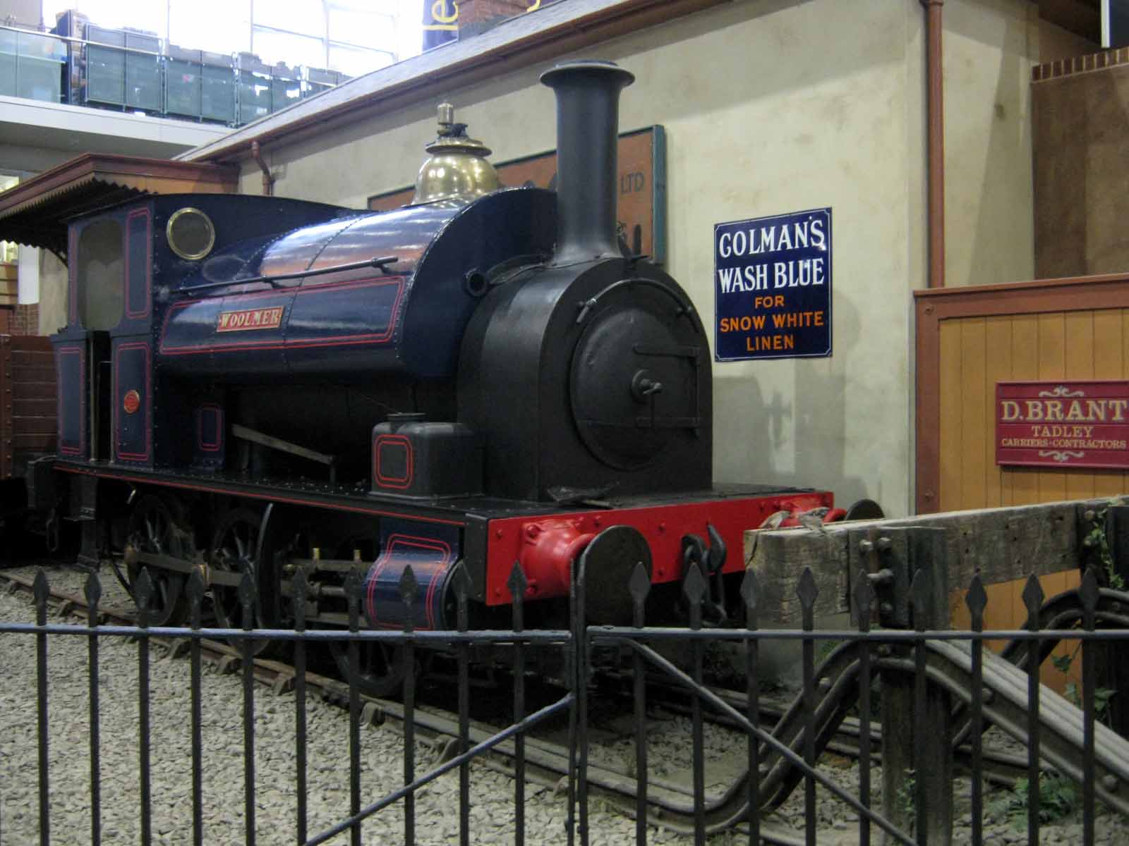 [Woolmer+in+place.jpg]