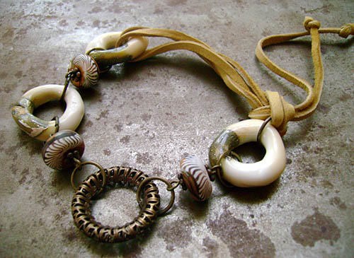 [ringbracelet.JPG]