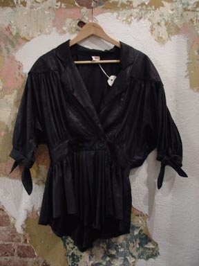 [blog-vintage+dress+coat+5.10.07.jpg]