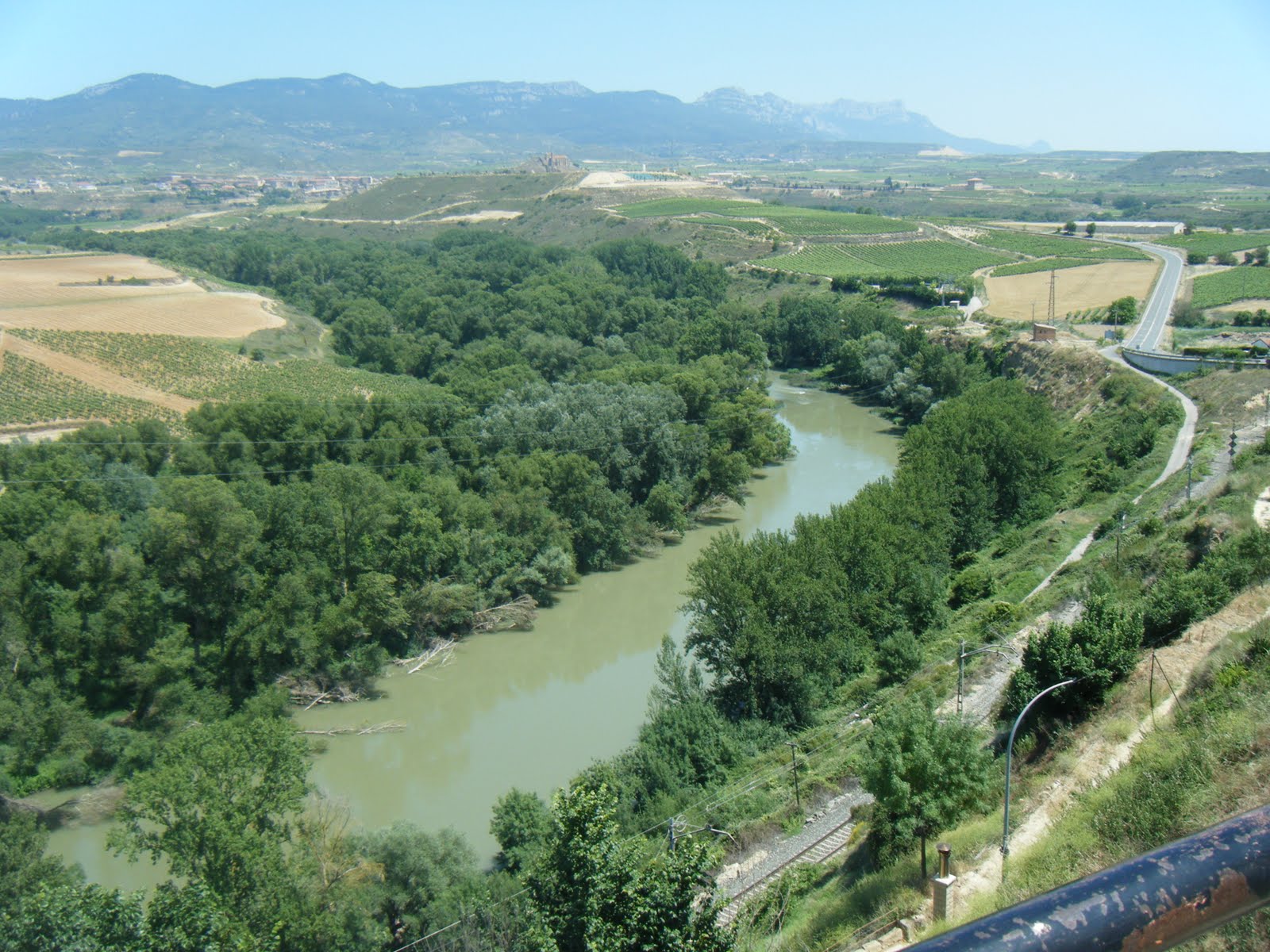 [DSCF0756.JPG]