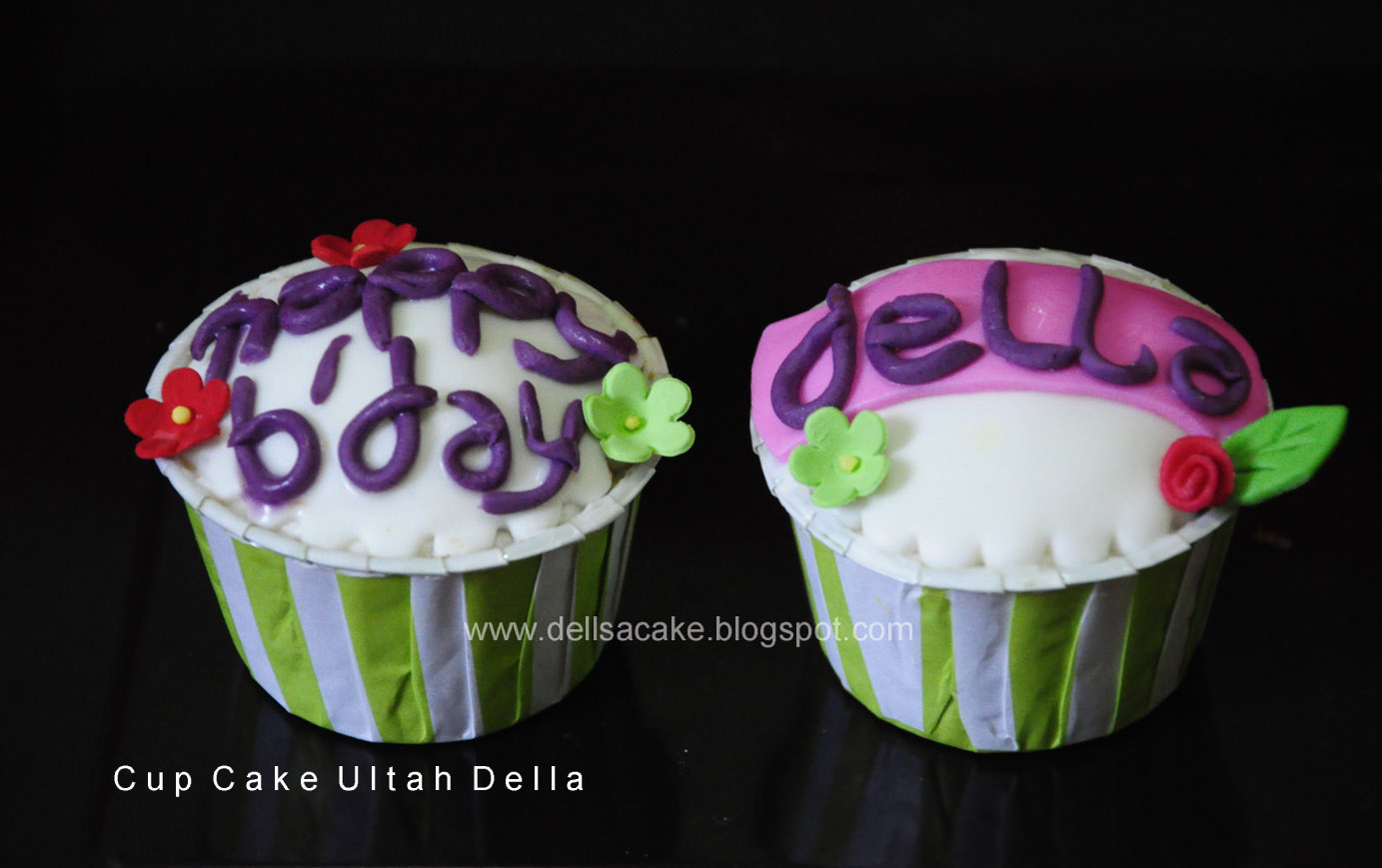 Dapurnya Mama Della dan Salma Cup Cake Ultah Della