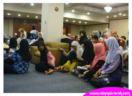 [aain_p-04.jpg]